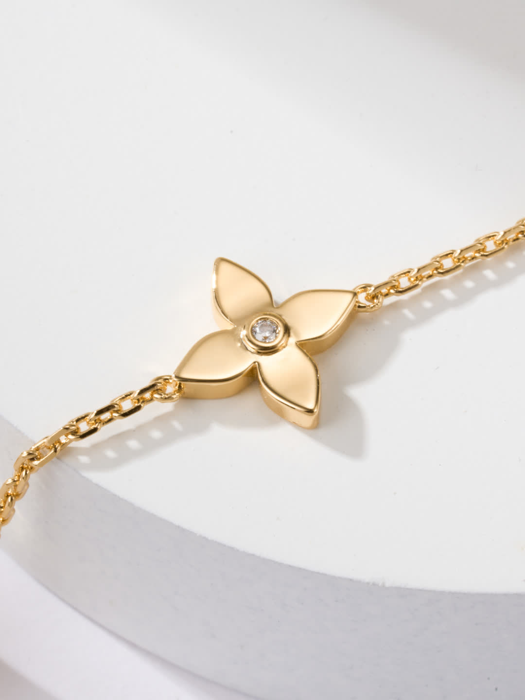Van Cleef & Arpels Gold Flower Bracelet